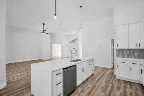 Casa en venta en Odessa, Florida, 4 dormitorios, 205.87 m2 № 1644348 - foto 20