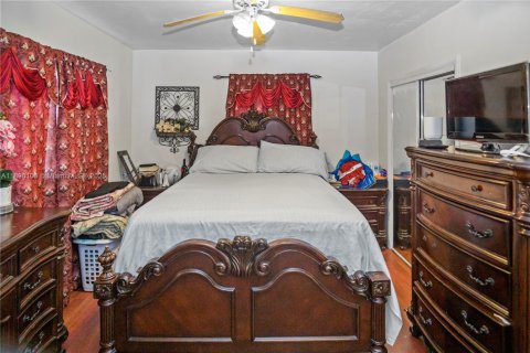 Купить виллу или дом в Майами-Гарденс, Флорида 3 спальни, 245.26м2, № 1952954 - фото 19