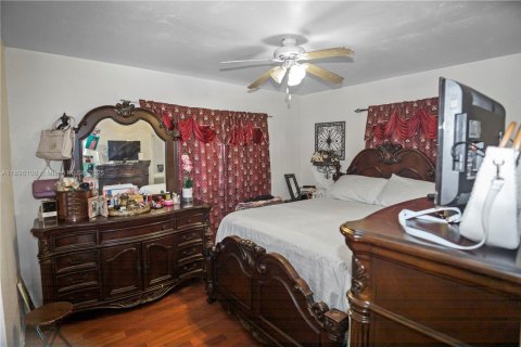 Купить виллу или дом в Майами-Гарденс, Флорида 3 спальни, 245.26м2, № 1952954 - фото 18