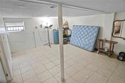 Купить виллу или дом в Майами-Гарденс, Флорида 3 спальни, 245.26м2, № 1952954 - фото 27