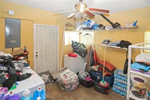 Купить виллу или дом в Майами-Гарденс, Флорида 3 спальни, 245.26м2, № 1952954 - фото 11