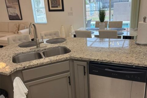 Touwnhouse à louer à Kissimmee, Floride: 4 chambres, 151.99 m2 № 2106039 - photo 10