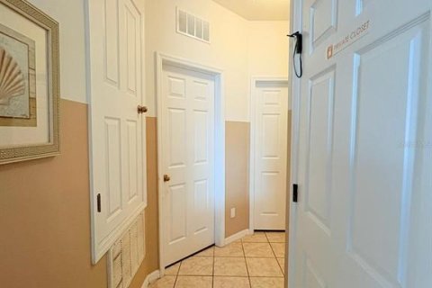 Touwnhouse à louer à Kissimmee, Floride: 4 chambres, 151.99 m2 № 2106039 - photo 11