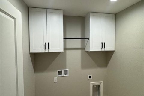 Casa en venta en Cape Coral, Florida, 4 dormitorios, 168.06 m2 № 1787453 - foto 11