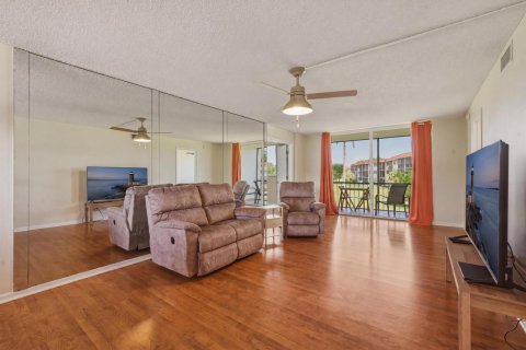 Condominio en venta en Pembroke Pines, Florida, 2 dormitorios, 97.55 m2 № 2175481 - foto 11
