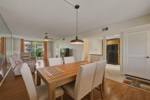 Condominio en venta en Pembroke Pines, Florida, 2 dormitorios, 97.55 m2 № 2175481 - foto 9