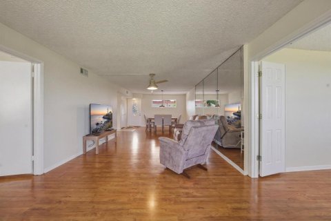 Condominio en venta en Pembroke Pines, Florida, 2 dormitorios, 97.55 m2 № 2175481 - foto 3