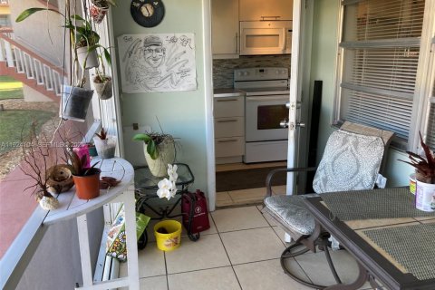 Condominio en venta en Hollywood, Florida, 1 dormitorio, 66.89 m2 № 1982828 - foto 26