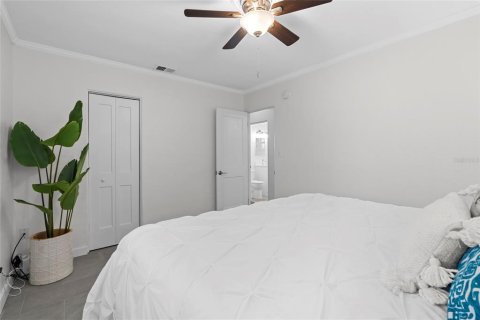 House in Saint Petersburg, Florida 2 bedrooms, 69.49 sq.m. № 1854454 - photo 16