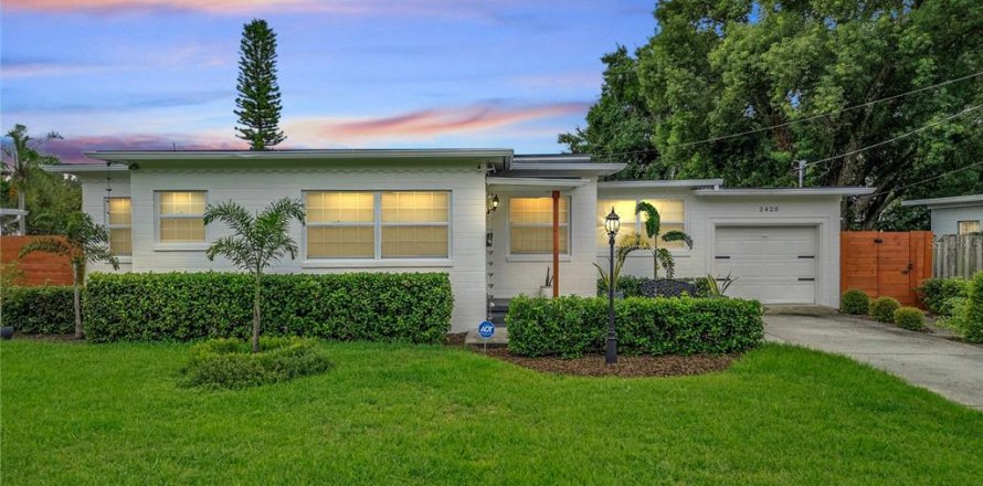Casa en Orlando, Florida 3 dormitorios, 139.07 m2 № 1899509