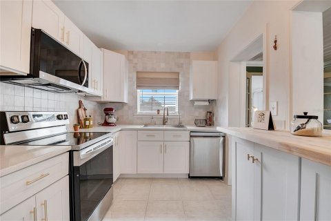 Casa en venta en Orlando, Florida, 3 dormitorios, 139.07 m2 № 1899509 - foto 10