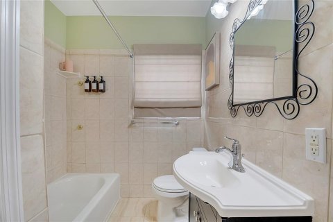 Casa en venta en Orlando, Florida, 3 dormitorios, 139.07 m2 № 1899509 - foto 20