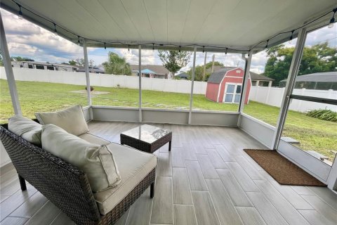 Villa ou maison à louer à Deltona, Floride: 2 chambres, 91.97 m2 № 2383913 - photo 7