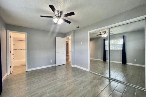 Villa ou maison à louer à Deltona, Floride: 2 chambres, 91.97 m2 № 2383913 - photo 21