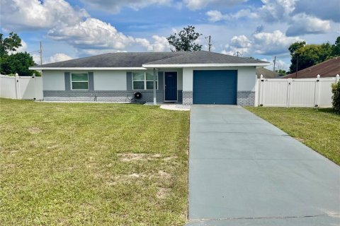 Villa ou maison à Deltona, Floride 2 chambres, 91.97 m2 № 2383913