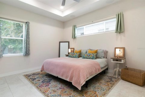 Propiedad comercial en venta en Saint Petersburg, Florida, 4 dormitorios, 216.28 m2 № 1842056 - foto 16