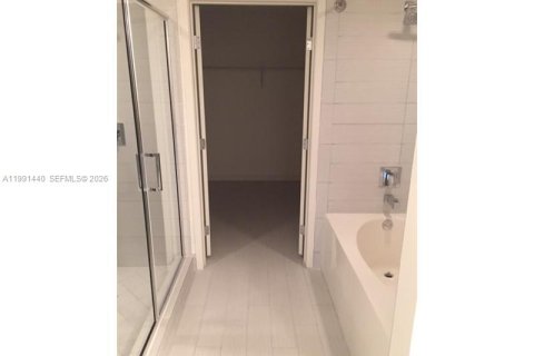 Copropriété à vendre à Miami, Floride: 1 chambre № 2052204 - photo 5