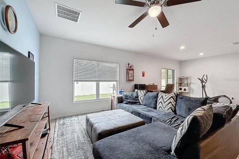 House in Davenport, Florida 4 bedrooms, 158.21 sq.m. № 1835449 - photo 15