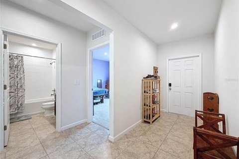 House in Davenport, Florida 4 bedrooms, 158.21 sq.m. № 1835449 - photo 5