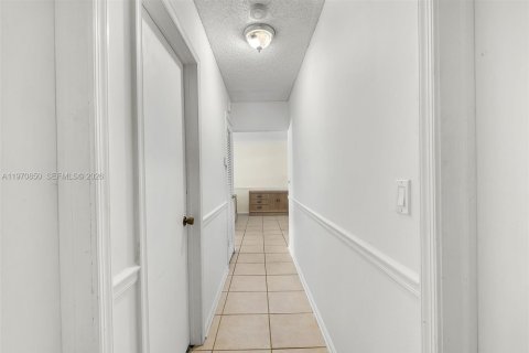 Copropriété à vendre à Fort Lauderdale, Floride: 2 chambres, 93.65 m2 № 2036193 - photo 14