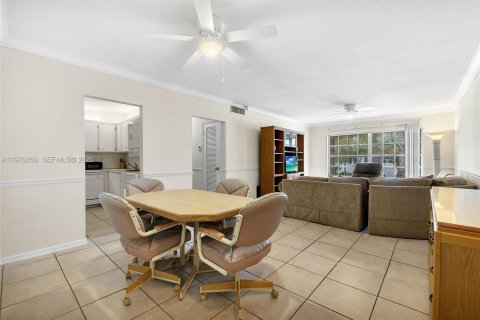 Copropriété à vendre à Fort Lauderdale, Floride: 2 chambres, 93.65 m2 № 2036193 - photo 9