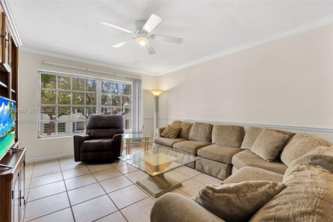 Copropriété à vendre à Fort Lauderdale, Floride: 2 chambres, 93.65 m2 № 2036193 - photo 6