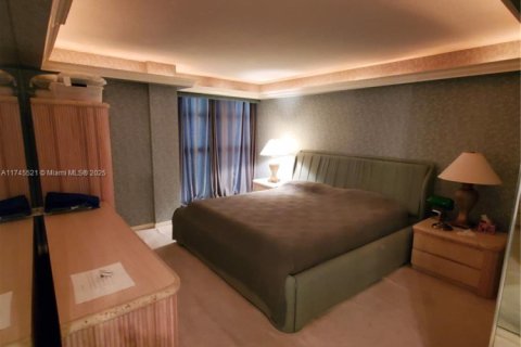 Condo in Miami Beach, Florida, 2 bedrooms  № 1727350 - photo 11