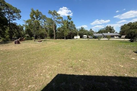House in Umatilla, Florida 4 bedrooms, 218.04 sq.m. № 2113947 - photo 27