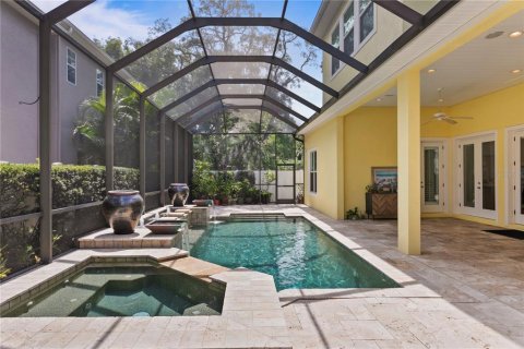 House in Tampa, Florida 5 bedrooms, 387.12 sq.m. № 1719721 - photo 30