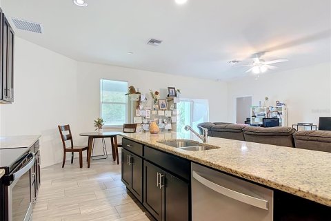 Villa ou maison à vendre à LaBelle, Floride: 3 chambres, 192.12 m2 № 2396447 - photo 13