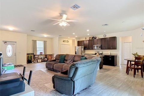 Villa ou maison à vendre à LaBelle, Floride: 3 chambres, 192.12 m2 № 2396447 - photo 5