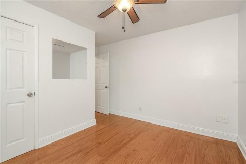 Townhouse in Largo, Florida 2 bedrooms, 75.81 sq.m. № 2386309 - photo 17