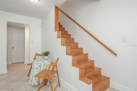 Townhouse in Largo, Florida 2 bedrooms, 75.81 sq.m. № 2386309 - photo 12