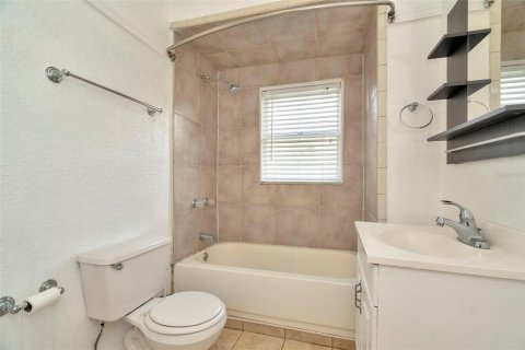 Casa en venta en Tampa, Florida, 3 dormitorios, 102.19 m2 № 1917617 - foto 26