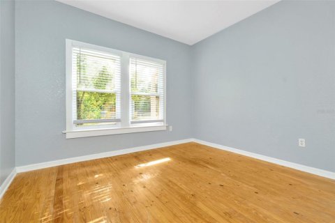 Casa en venta en Tampa, Florida, 3 dormitorios, 102.19 m2 № 1917617 - foto 18