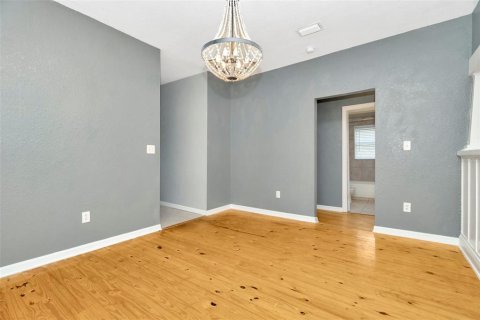Casa en venta en Tampa, Florida, 3 dormitorios, 102.19 m2 № 1917617 - foto 9