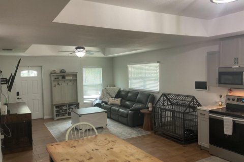 House in Okeechobee, Florida 3 bedrooms, 121.52 sq.m. № 2083293 - photo 10