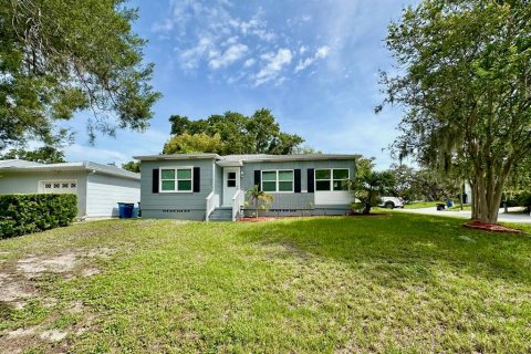 Casa en venta en Clearwater, Florida, 3 dormitorios, 138.33 m2 № 1806947 - foto 1