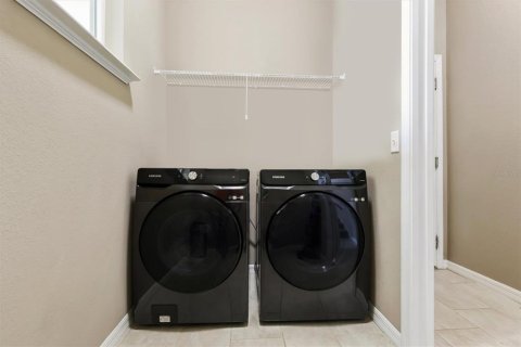 Casa en venta en Gainesville, Florida, 4 dormitorios, 204.38 m2 № 1663277 - foto 10