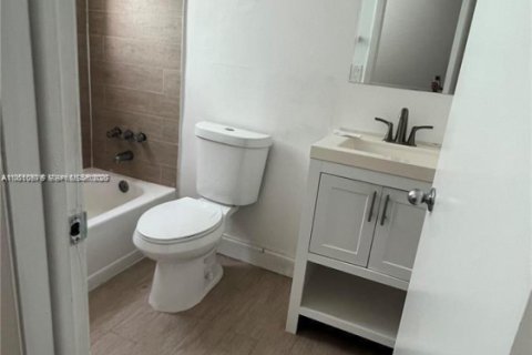 Купить кондоминиум в Майами-Бич, Флорида 40.6м2, № 2088016 - фото 8