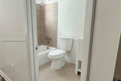 Купить кондоминиум в Майами-Бич, Флорида 40.6м2, № 2088016 - фото 7