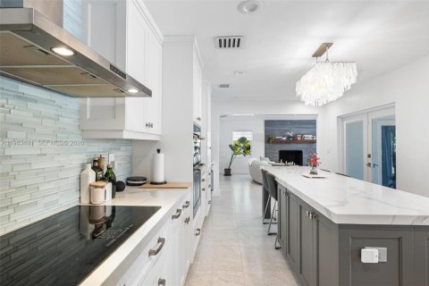 Villa ou maison à vendre à Palmetto Bay, Floride: 5 chambres, 280.84 m2 № 2025590 - photo 12