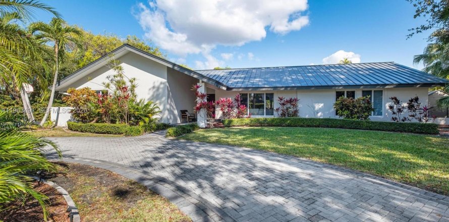 Villa ou maison à Palmetto Bay, Floride 5 chambres, 280.84 m2 № 2025590