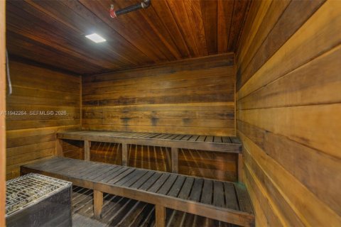 Condo in Aventura, Florida, 1 bedroom  № 2000767 - photo 26