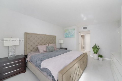 Condo in Aventura, Florida, 1 bedroom  № 2000767 - photo 6