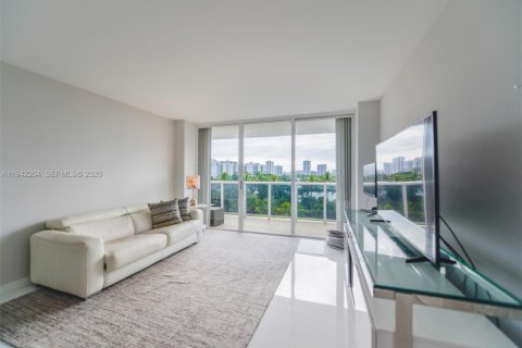 Condo in Aventura, Florida, 1 bedroom  № 2000767 - photo 9