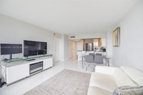 Condo in Aventura, Florida, 1 bedroom  № 2000767 - photo 10