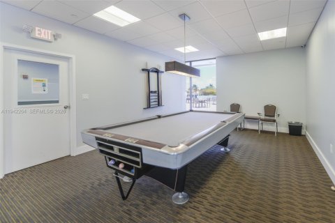 Condo in Aventura, Florida, 1 bedroom  № 2000767 - photo 25