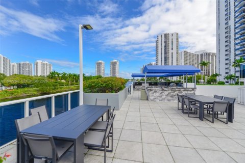 Condo in Aventura, Florida, 1 bedroom  № 2000767 - photo 29
