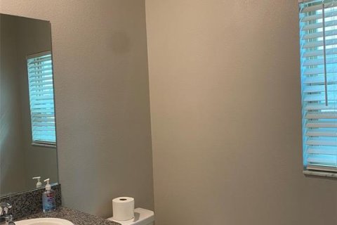 Casa en alquiler en Tampa, Florida, 3 dormitorios, 141.95 m2 № 1579290 - foto 8